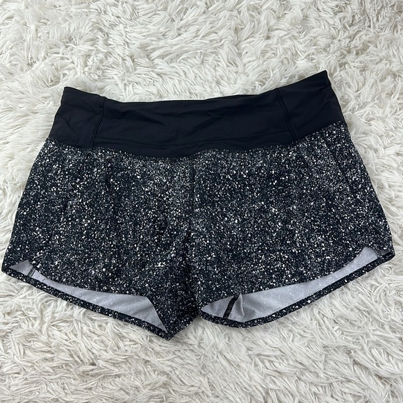 Lululemon Run Times Short Mini Splatter White Black - Picture 1 of 6